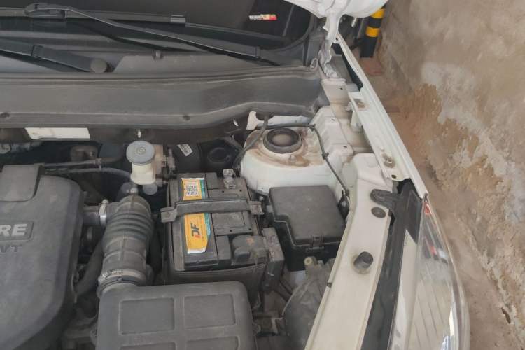 Used CHANGAN CS35 2015 1.6L Automatic Luxury Model China V Standard Engine Bay Left