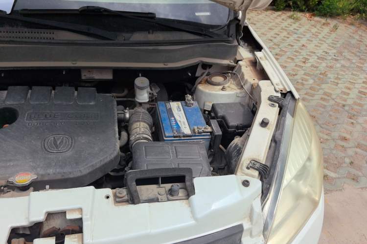 Used CHANGAN CS35 2015 1.6L Automatic Luxury Model China IV Standard Engine Bay Left