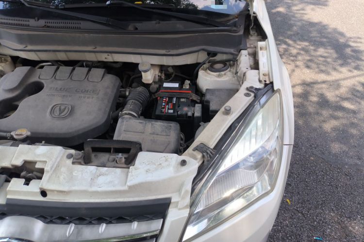Used CHANGAN CS35 2015 1.6L Manual Luxury Model China IV Standard Engine Bay Left