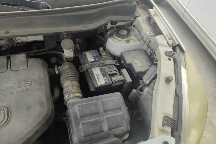Used CHANGAN CS35 2015 1.6L Automatic Luxury Model China IV Standard Engine Bay Left
