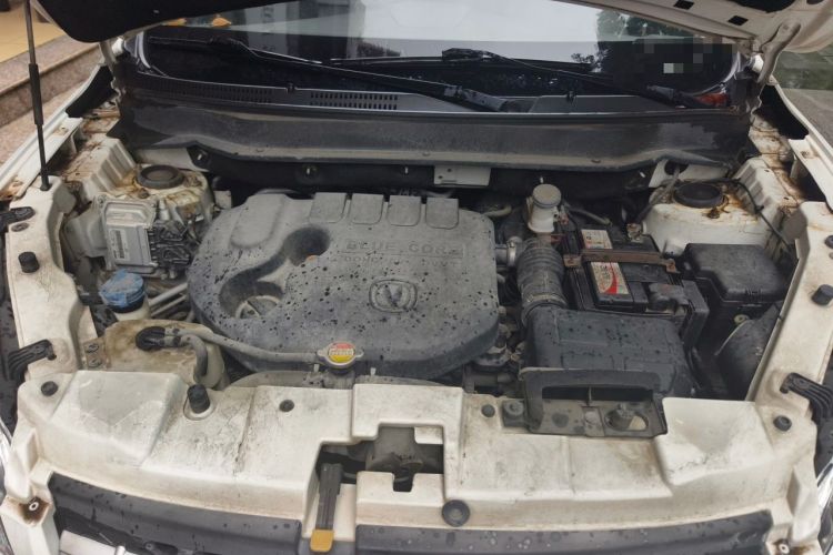 Used CHANGAN CS35 2015 1.6L Manual Luxury Model China V Standard Engine Bay