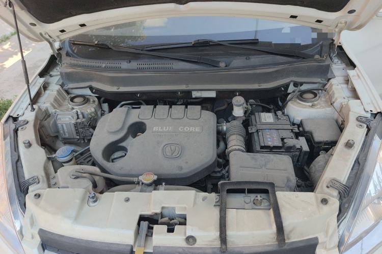 Used CHANGAN CS35 2015 1.6L Manual Luxury Model China IV Standard Engine Bay