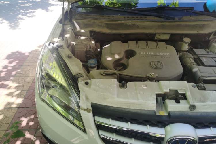 Used CHANGAN CS35 2015 1.6L Manual Luxury Model China IV Standard Engine Bay Right