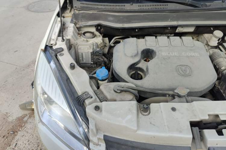 Used CHANGAN CS35 2015 1.6L Automatic Luxury Model China V Standard Engine Bay Right
