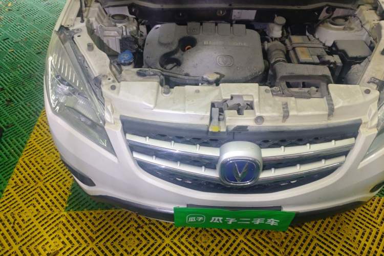 Used CHANGAN CS35 2015 1.6L Automatic Luxury Model China V Standard Engine Bay Right