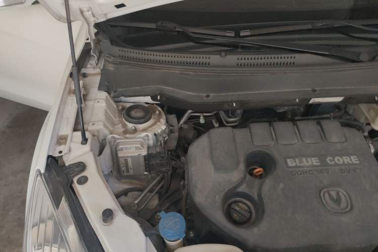 Used CHANGAN CS35 2015 1.6L Automatic Luxury Model China V Standard Engine Bay Right