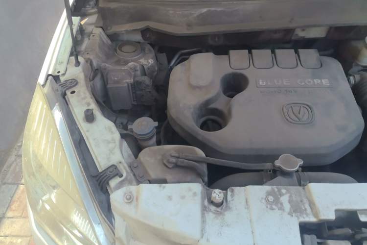 Used CHANGAN CS35 2015 1.6L Manual Luxury Model China IV Standard Engine Bay Right