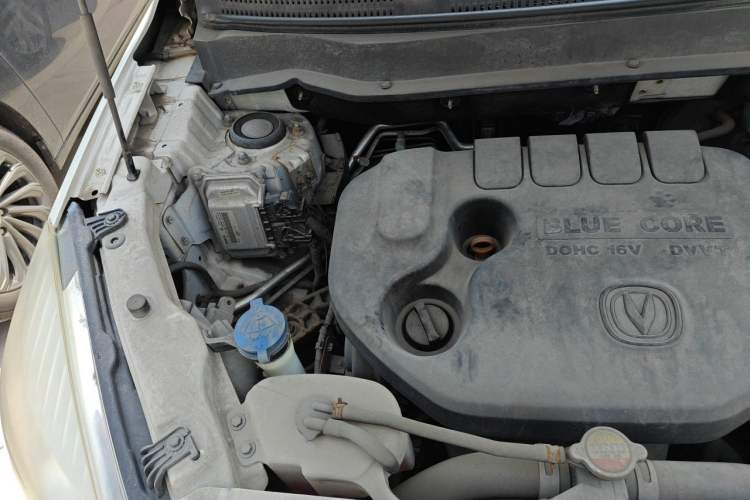 Used CHANGAN CS35 2015 1.6L Manual Luxury Model China IV Standard Engine Bay Right