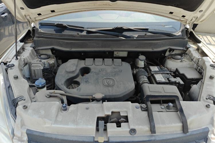 Used CHANGAN CS35 2015 1.6L Manual Luxury Model China IV Standard Engine Bay