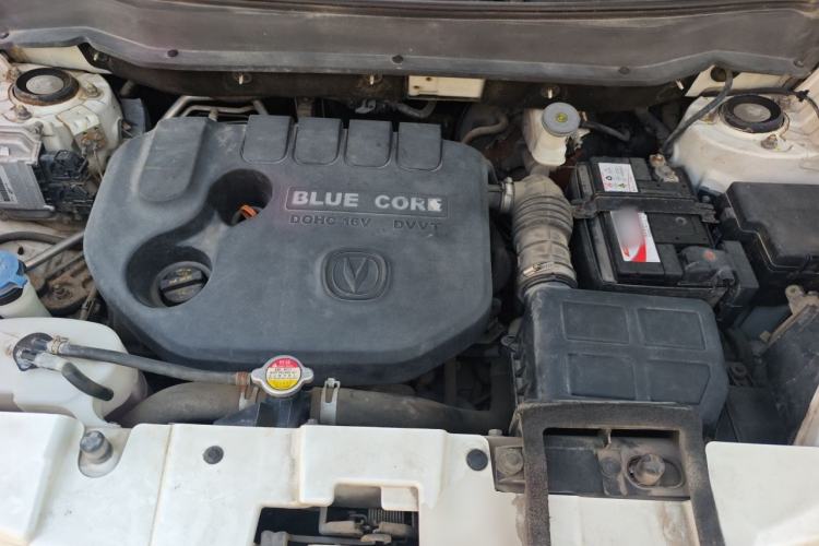 Used CHANGAN CS35 2015 1.6L Manual Luxury Model China IV Standard Engine Bay