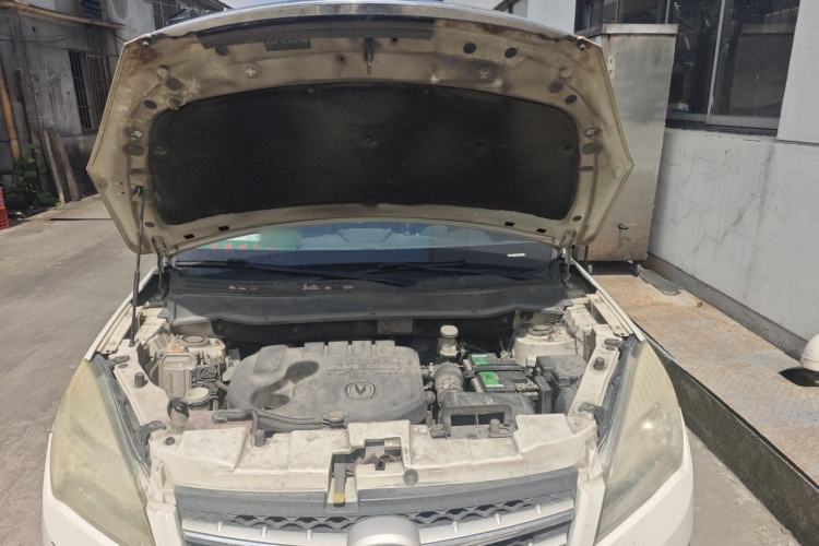 Used CHANGAN CS35 2015 1.6L Manual Luxury Model China V Standard Engine Bay