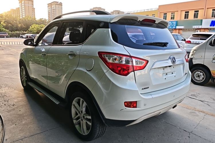Used CHANGAN CS35 2015 1.6L Automatic Luxury Model China V Standard Exterior 2