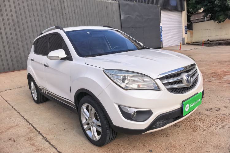 Used CHANGAN CS35 2015 1.6L Automatic Luxury Model China V Standard Exterior 3