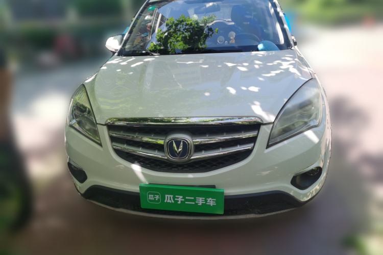 Used CHANGAN CS35 2015 1.6L Manual Luxury Model China IV Standard Front