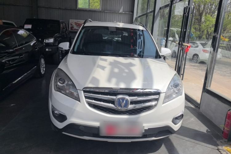 Used CHANGAN CS35 2015 1.6L Automatic Luxury Model China IV Standard Front