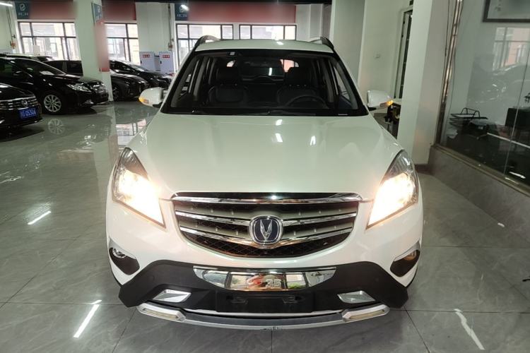 Used CHANGAN CS35 2015 1.6L Manual Luxury Model China IV Standard Front