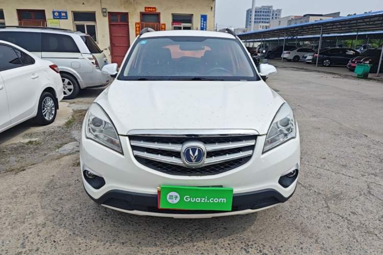 Used CHANGAN CS35 2015 1.6L Manual Luxury Model China IV Standard Front