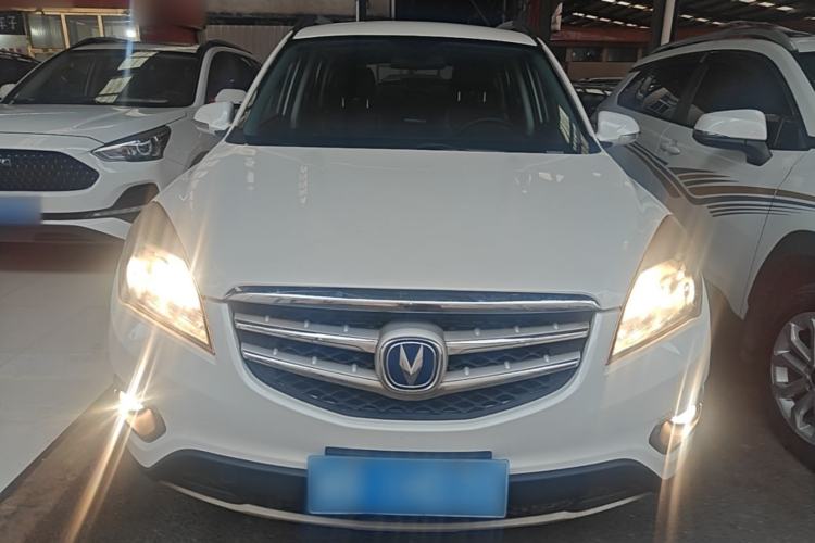 Used CHANGAN CS35 2015 1.6L Automatic Luxury Model China IV Standard Front