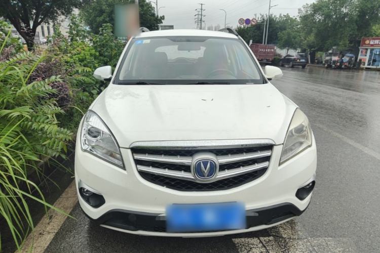 Used CHANGAN CS35 2015 1.6L Manual Luxury Model China IV Standard Front