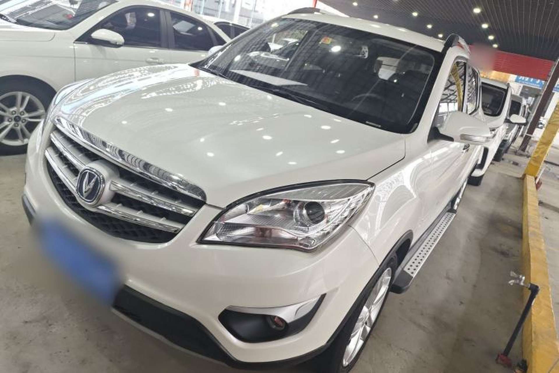 Used CHANGAN CS35 2015 1.6L Automatic Luxury Model China V Standard Front Left 45 Deg