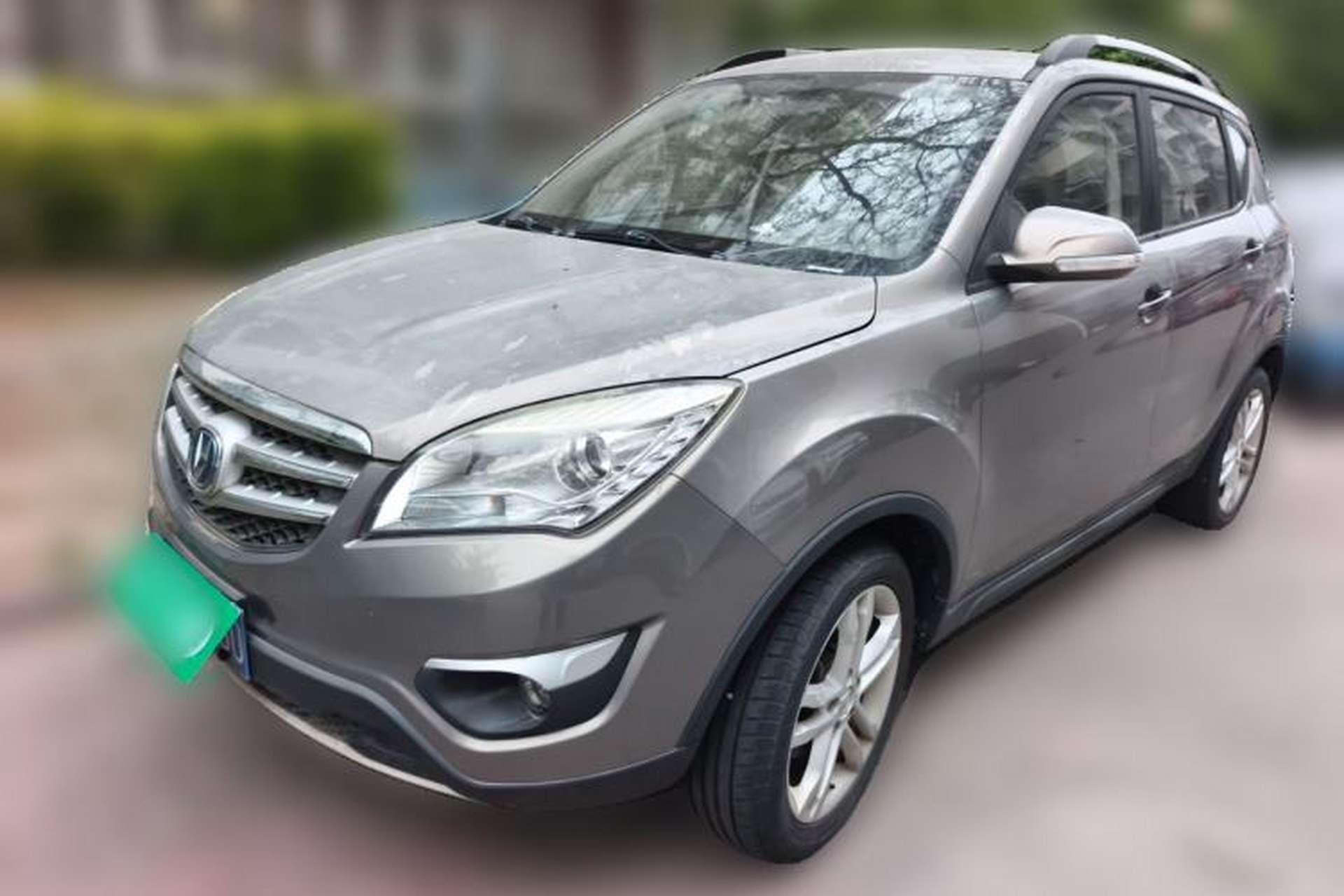 Used CHANGAN CS35 2015 1.6L Manual Luxury Model China IV Standard Front Left 45 Deg