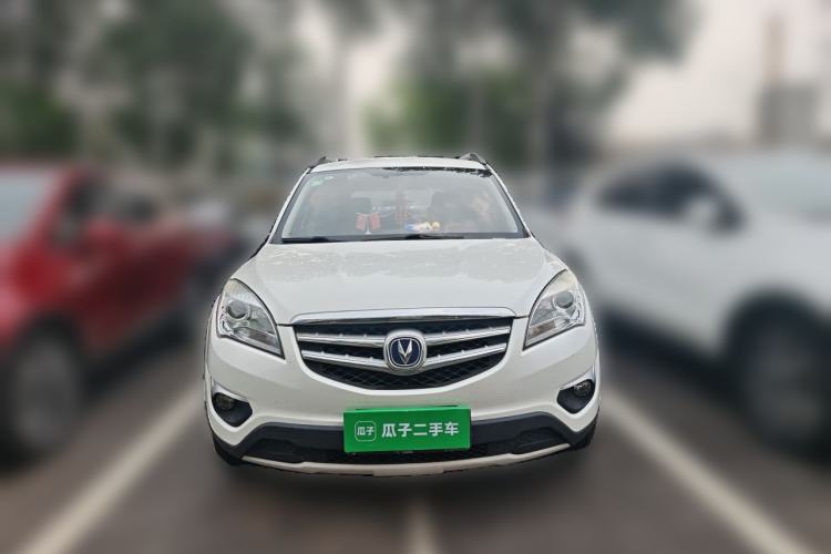 Used CHANGAN CS35 2015 1.6L Manual Luxury Model China IV Standard Front