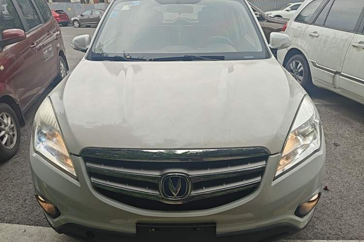Used CHANGAN CS35 2015 1.6L Manual Luxury Model China IV Standard Front