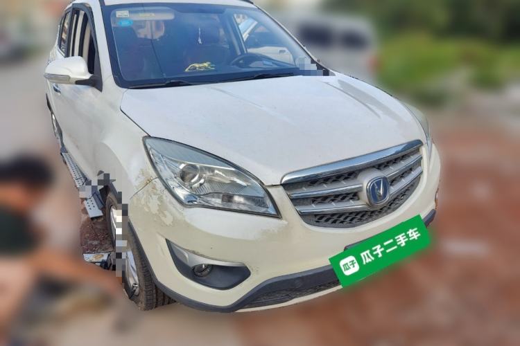Used CHANGAN CS35 2015 1.6L Automatic Luxury Model China V Standard Front Right 45 Deg