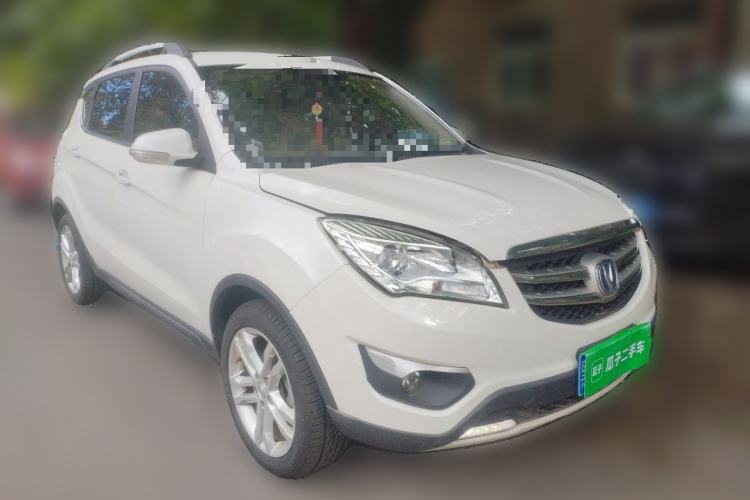 Used CHANGAN CS35 2015 1.6L Automatic Luxury Model China IV Standard Front Right 45 Deg