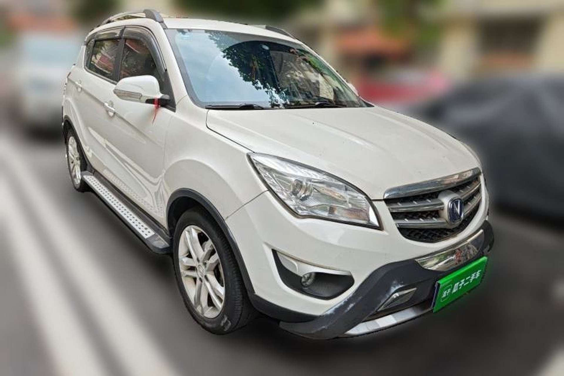 Used CHANGAN CS35 2015 1.6L Manual Luxury Model China IV Standard Front Right 45 Deg