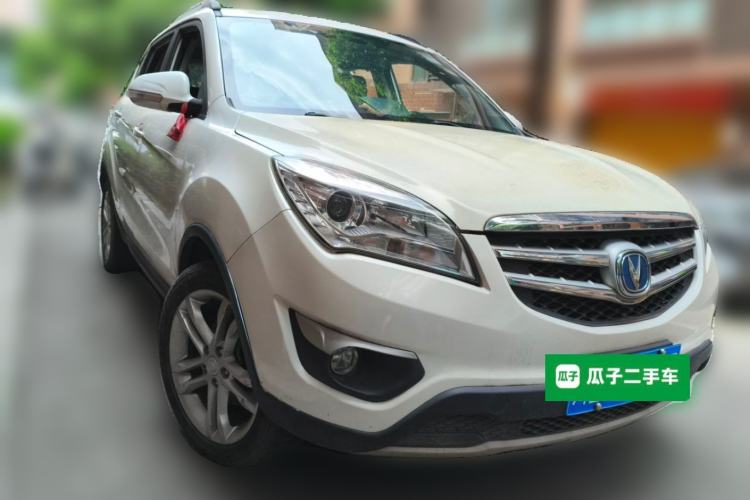 Used CHANGAN CS35 2015 1.6L Manual Luxury Model China V Standard Front Right 45 Deg
