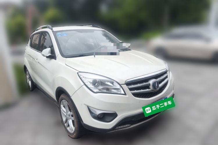 Used CHANGAN CS35 2015 1.6L Manual Luxury Model China IV Standard Front Right 45 Deg