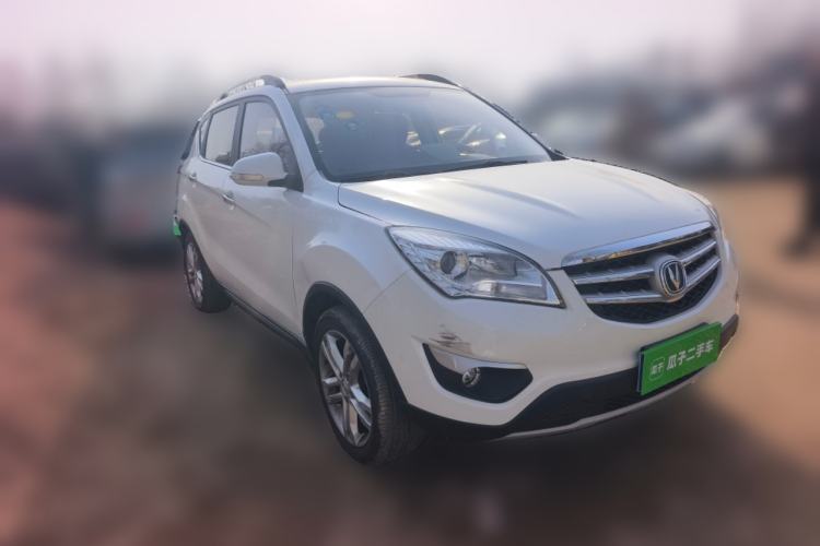 Used CHANGAN CS35 2015 1.6L Automatic Luxury Model China V Standard Front Right 45 Deg