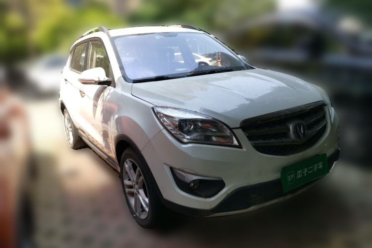 Used CHANGAN CS35 2015 1.6L Automatic Luxury Model China IV Standard Front Right 45 Deg