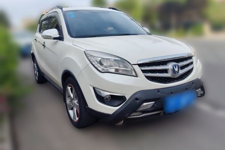 Used CHANGAN CS35 2015 1.6L Automatic Luxury Model China IV Standard Front Right 45 Deg