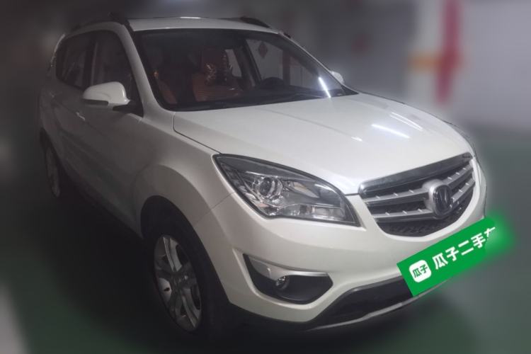 Used CHANGAN CS35 2015 1.6L Manual Luxury Model China V Standard Front Right 45 Deg