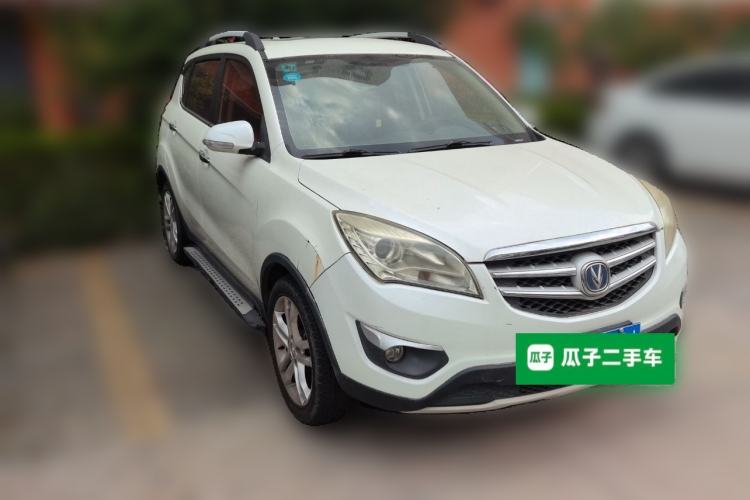Used CHANGAN CS35 2015 1.6L Automatic Luxury Model China IV Standard Front Right 45 Deg