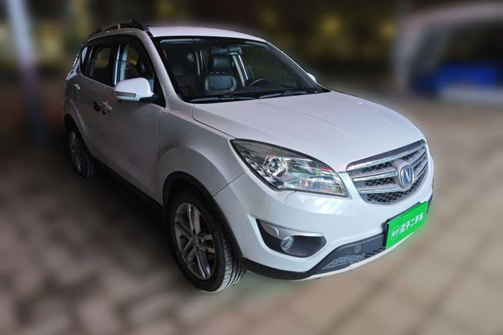 Used CHANGAN CS35 2015 1.6L Manual Luxury Model China IV Standard Front Right 45 Deg
