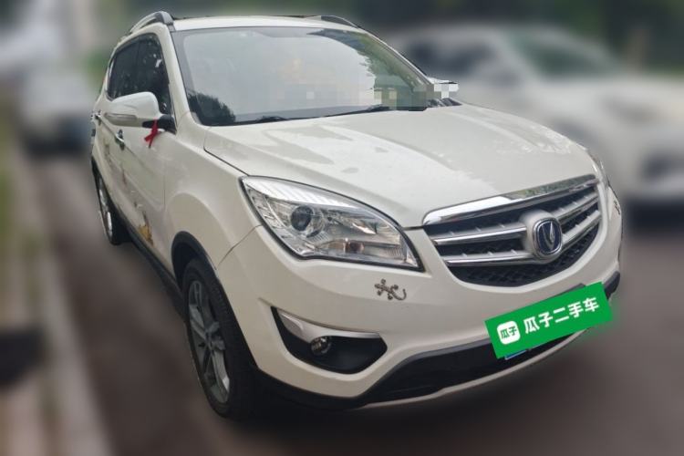 Used CHANGAN CS35 2015 1.6L Manual Luxury Model China IV Standard Front Right 45 Deg