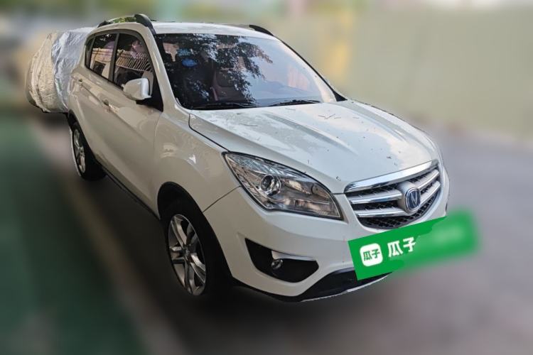 Used CHANGAN CS35 2015 1.6L Manual Luxury Model China IV Standard Front Right 45 Deg
