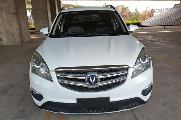 Used CHANGAN CS35 2015 1.6L Automatic Luxury Model China V Standard Front