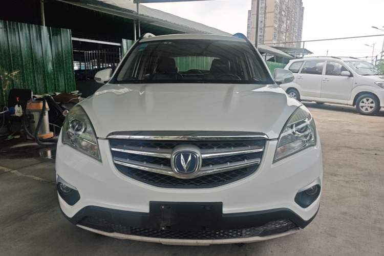Used CHANGAN CS35 2015 1.6L Automatic Luxury Model China IV Standard Front
