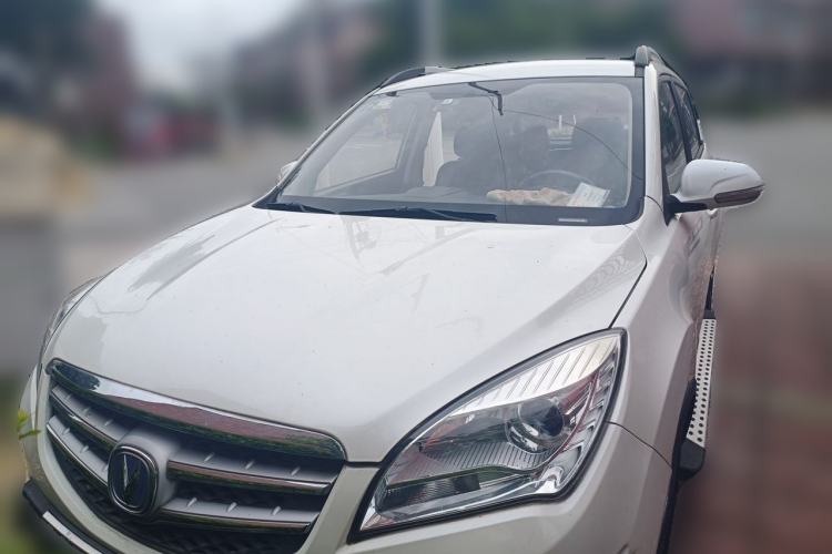 Used CHANGAN CS35 2015 1.6L Manual Luxury Model China IV Standard Front