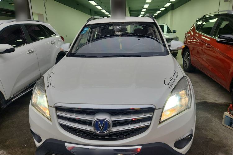 Used CHANGAN CS35 2015 1.6L Manual Luxury Model China IV Standard Front