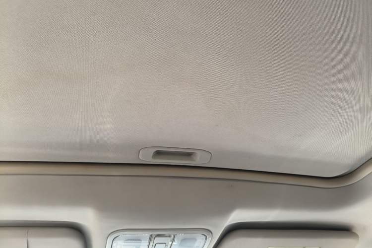 Used CHANGAN CS35 2015 1.6L Automatic Luxury Model China V Standard Headliner