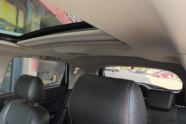 Used CHANGAN CS35 2015 1.6L Manual Luxury Model China IV Standard Headliner