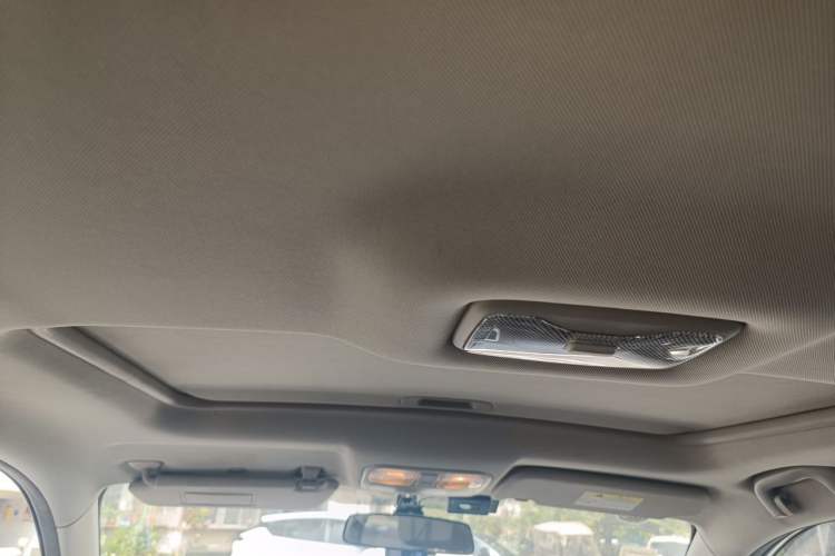 Used CHANGAN CS35 2015 1.6L Automatic Prestige Model China IV Standard Headliner