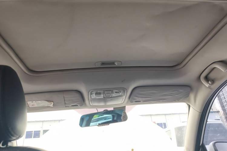 Used CHANGAN CS35 2015 1.6L Manual Luxury Model China IV Standard Headliner