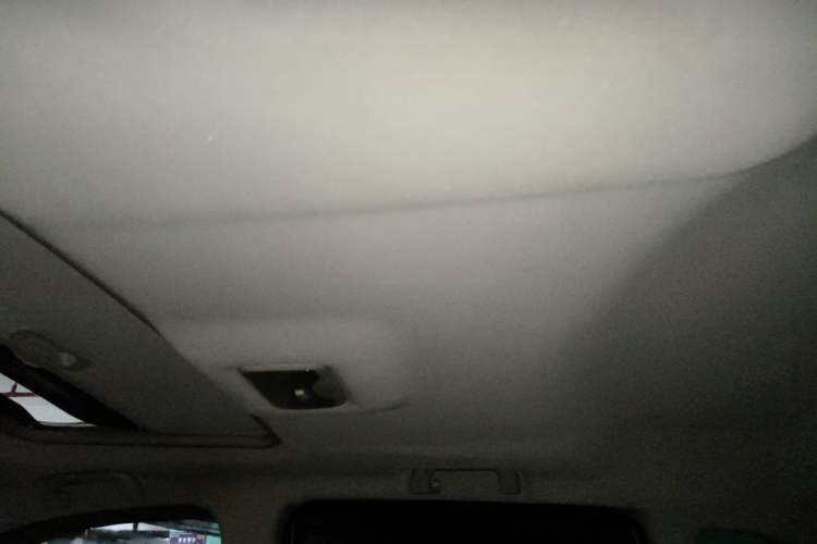 Used CHANGAN CS35 2015 1.6L Manual Luxury Model China V Standard Headliner