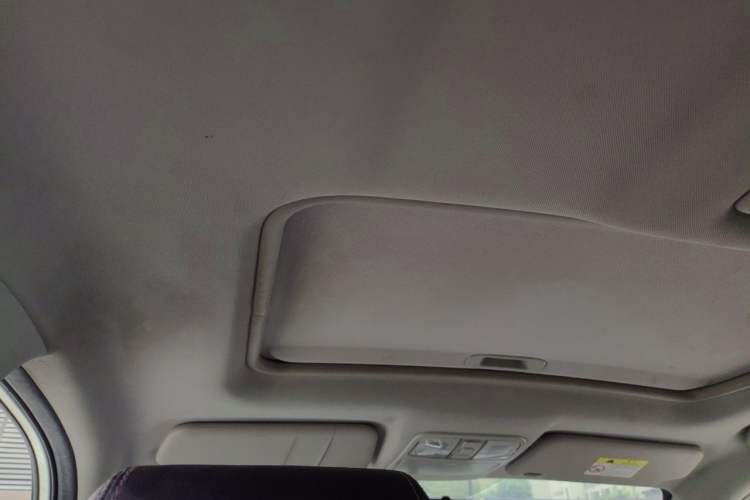 Used CHANGAN CS35 2015 1.6L Manual Luxury Model China IV Standard Headliner
